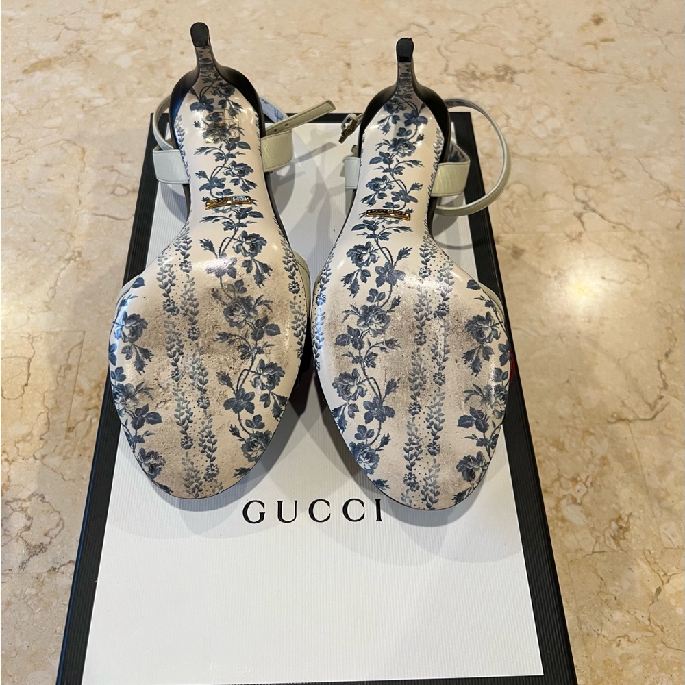Gucci Floral Kitten Bow Heels - Picture 2 of 3